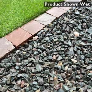 20mm Celtic Chippings Shown Wet